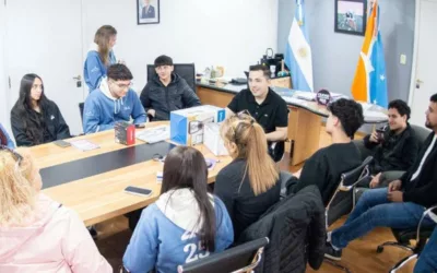 ACOMPAÑAMIENTO MUNICIPAL A ESTUDIANTES DEL MARÍA AUXILIADORA